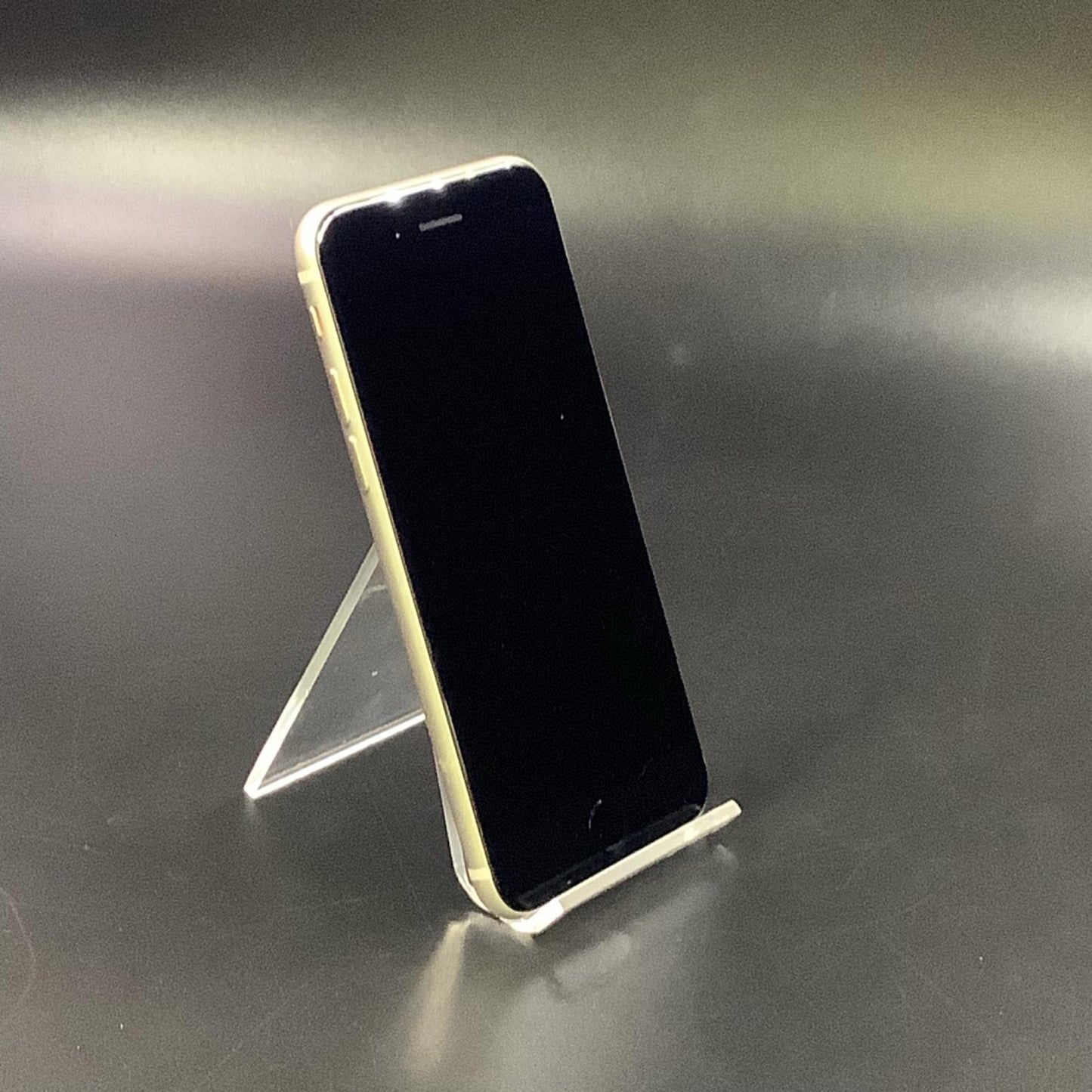 【全額返金保証】【最速発送】Apple iPhone iPhone SE（第3世代） 64GB スターライト au SIMフリー 白ロム 動作確認済 100%