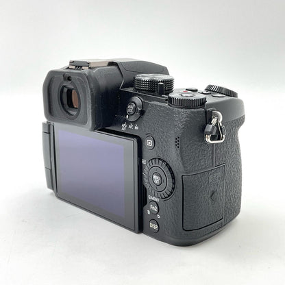 【全額返金保証】【最速発送】Panasonic デジタル一眼 LUMIX DC-G99 ボディ ブラック 美品 動作確認済