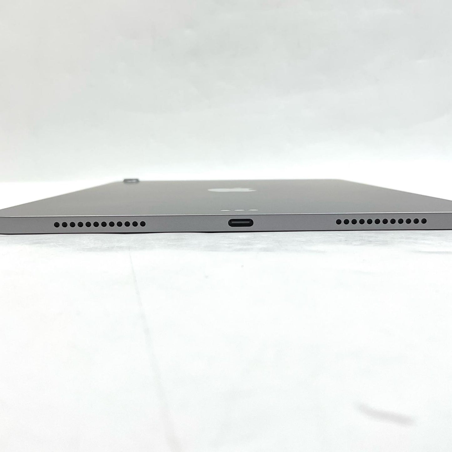 【全額返金保証】【最速発送】Apple iPad Air M4 11インチ 128GB スペースグレイ Wi-Fi 美品 動作確認済