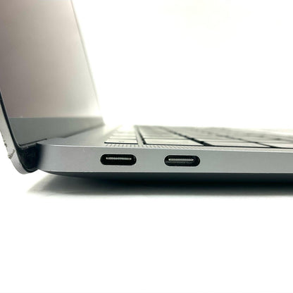 【最速発送】Apple MacBook Air 13.3インチ 2020 Apple M1 8GB 256GB スペースグレイ 95%【難有】