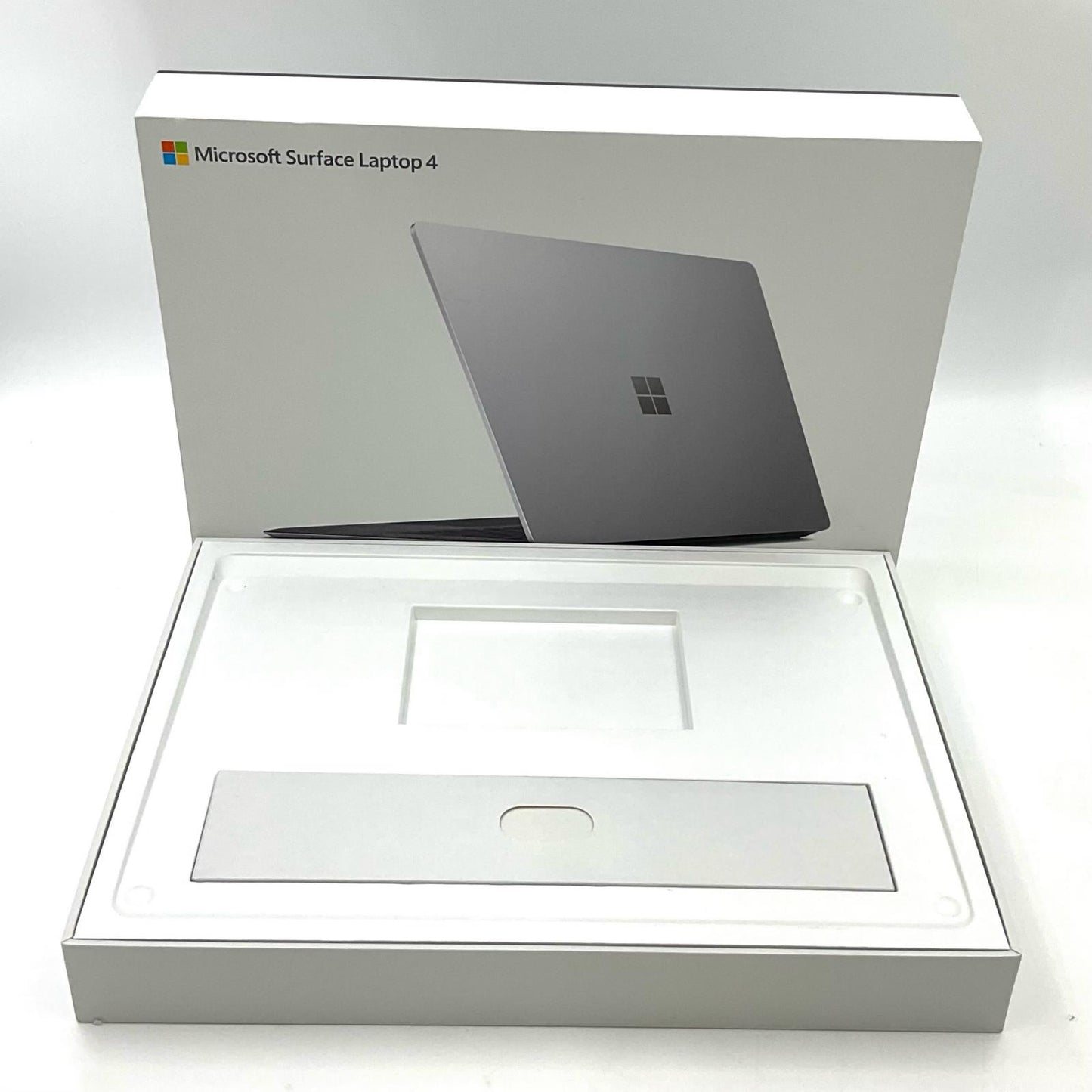 【全額返金保証】【最速発送】Microsoft Surface Laptop 4 5AI-00086 MODEL:1950 11th Gen Intel(R) Core(TM) i5-1135G7 @ 2.40GHz 16GB M.2 SSD 512GB 83.9% 動作確認済