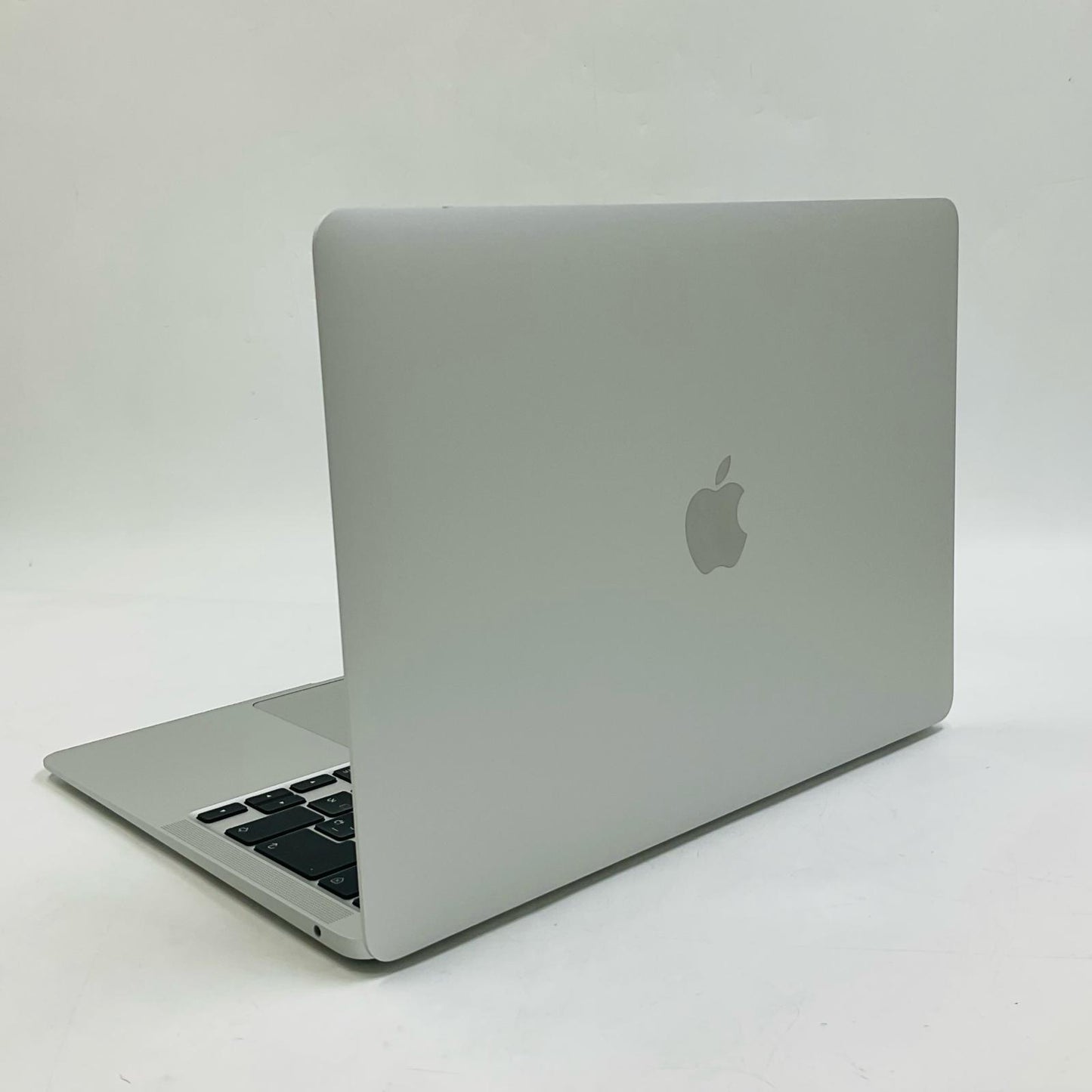 【全額返金保証】【最速発送】Apple MacBook Air 13.3インチ 2020 Apple M1 8GB 256GB シルバー 100% 美品 動作確認済