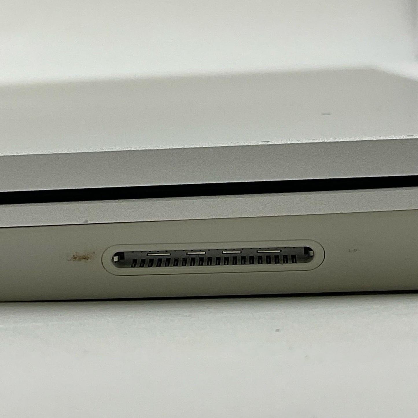 【全額返金保証】【最速発送】Microsoft Surface Laptop Go 1943 i5-1035G1 8GB M.2 SSD 128GB 91.8% 美品 動作確認済