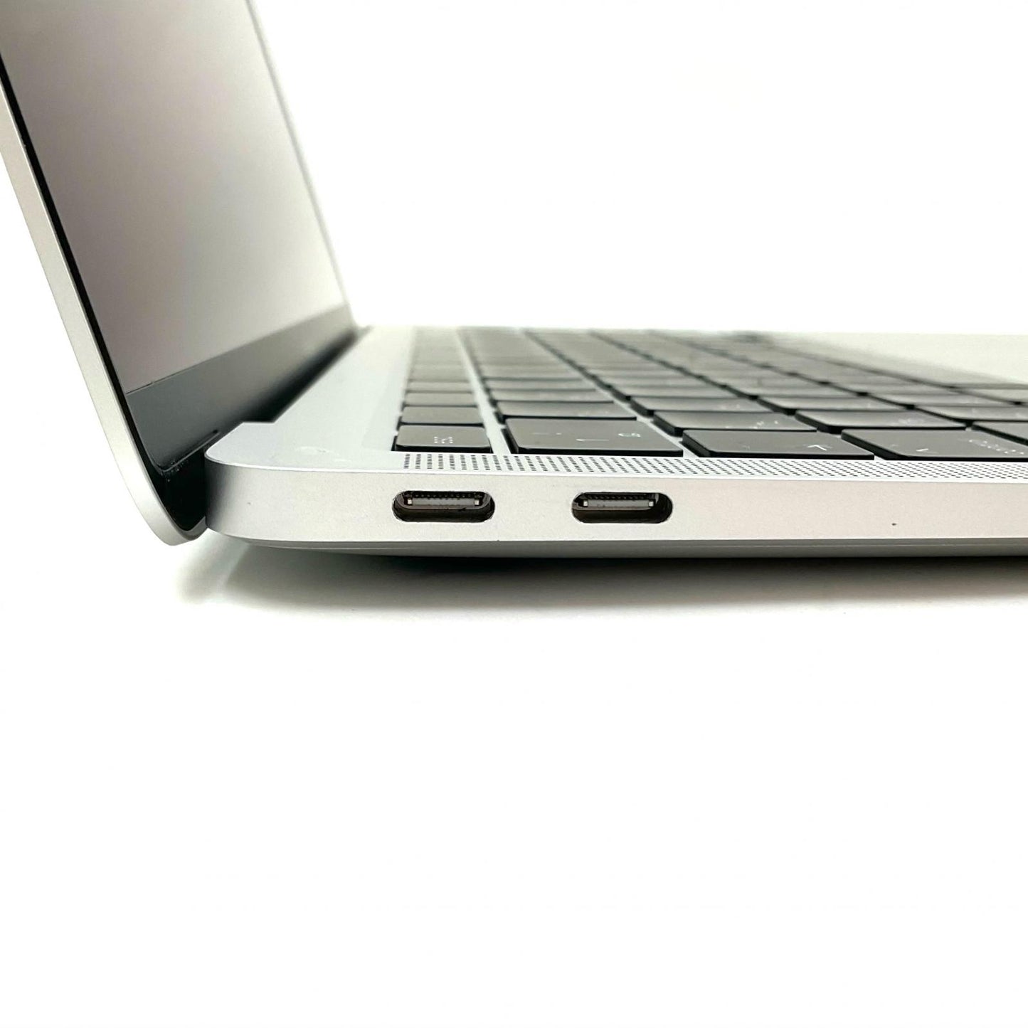 【全額返金保証】【最速発送】Apple MacBook Air 13インチ 2020 Apple M1 8GB 256GB シルバー 96% 動作確認済