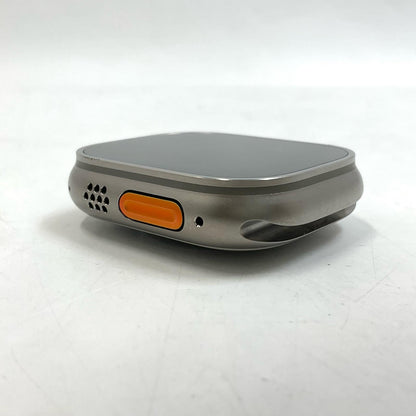 【全額返金保証】【最速発送】Apple Watch Ultra 第1世代 チタニウム 49mm GPS+Cellular 白ロム 85% 美品 動作確認済