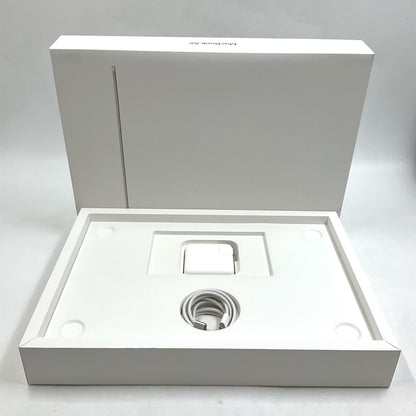 【全額返金保証】【最速発送】Apple MacBook Air 15インチ 2024 Apple M3 16GB 256GB スターライト 96% 美品 動作確認済