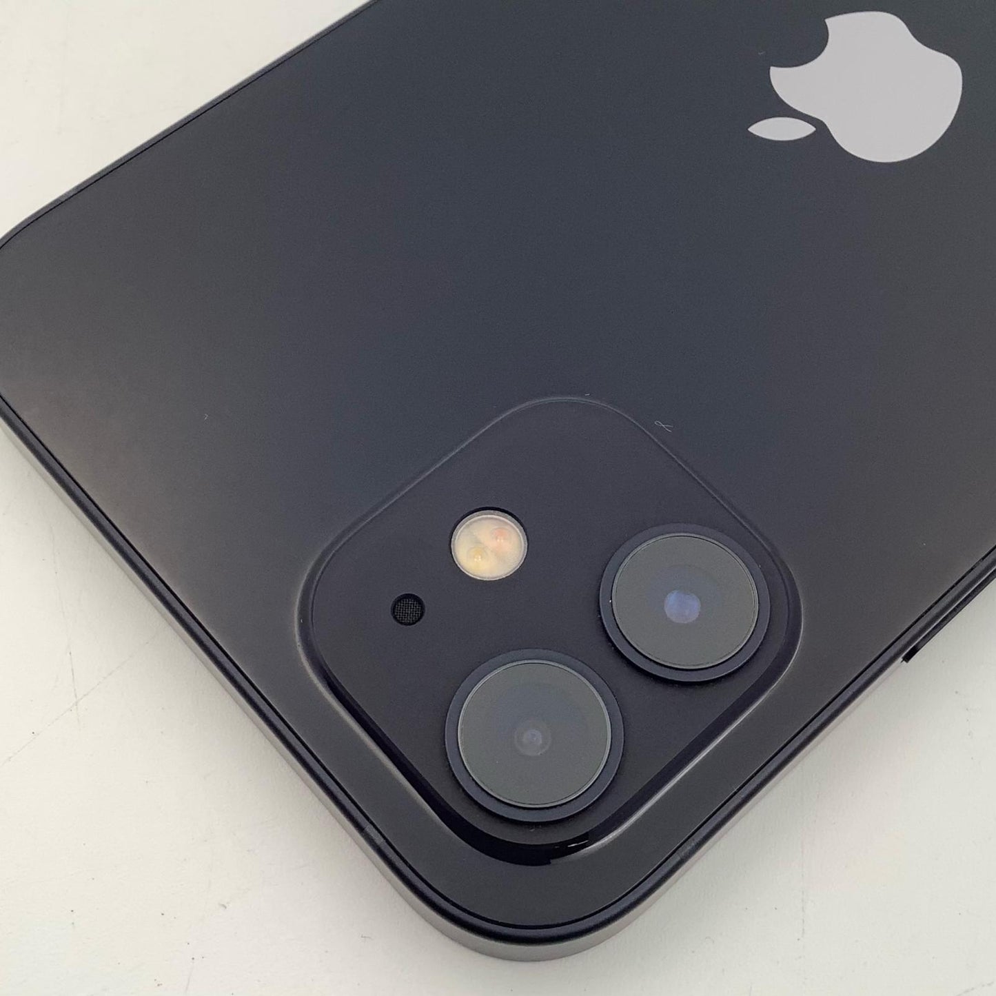 【全額返金保証】【最速発送】Apple iPhone iPhone 12 128GB ブラック docomo 白ロム 美品 動作確認済 83%