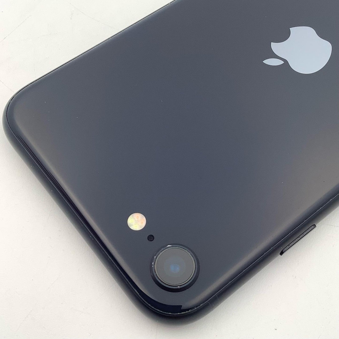 【全額返金保証】【最速発送】Apple iPhone iPhone SE（第3世代） 128GB ミッドナイト Softbank SIMフリー 白ロム 美品 動作確認済 84%