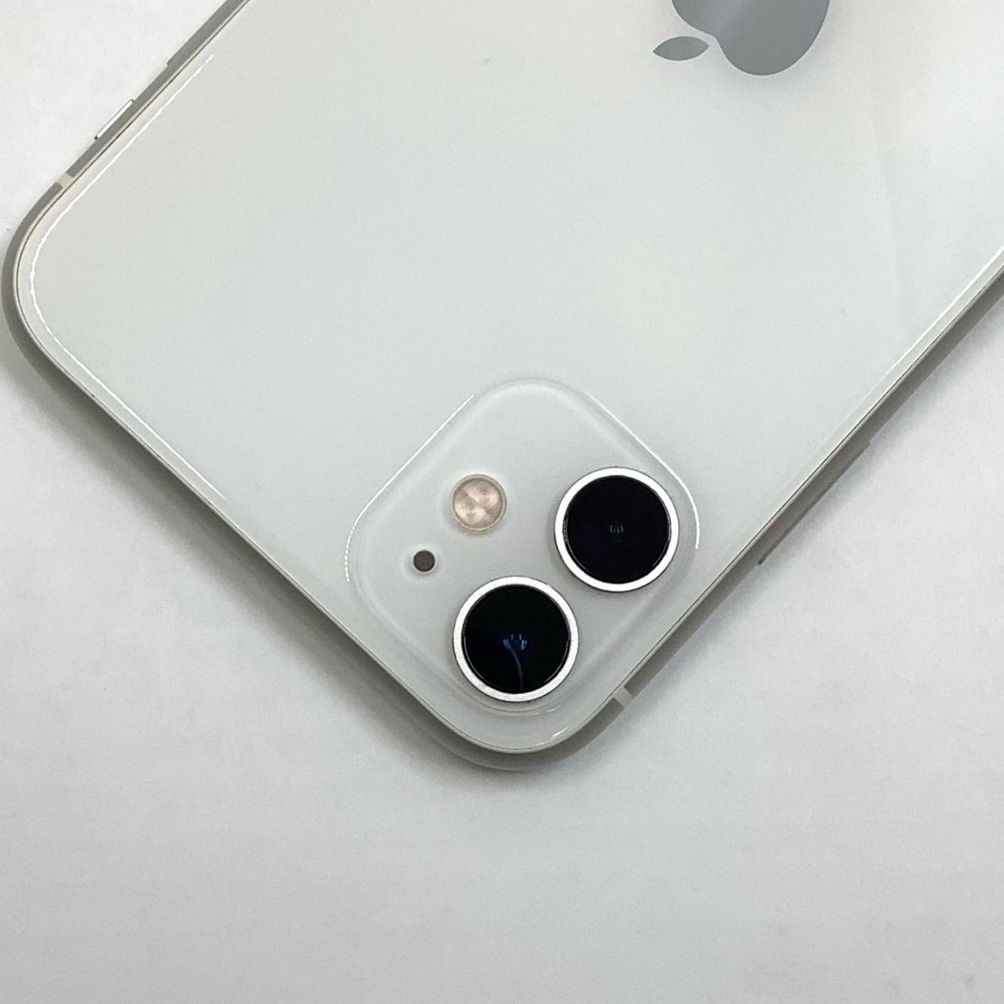 【最速発送】Apple iPhone iPhone 11 64GB ホワイト Softbank SIMフリー 白ロム【難有】 71%