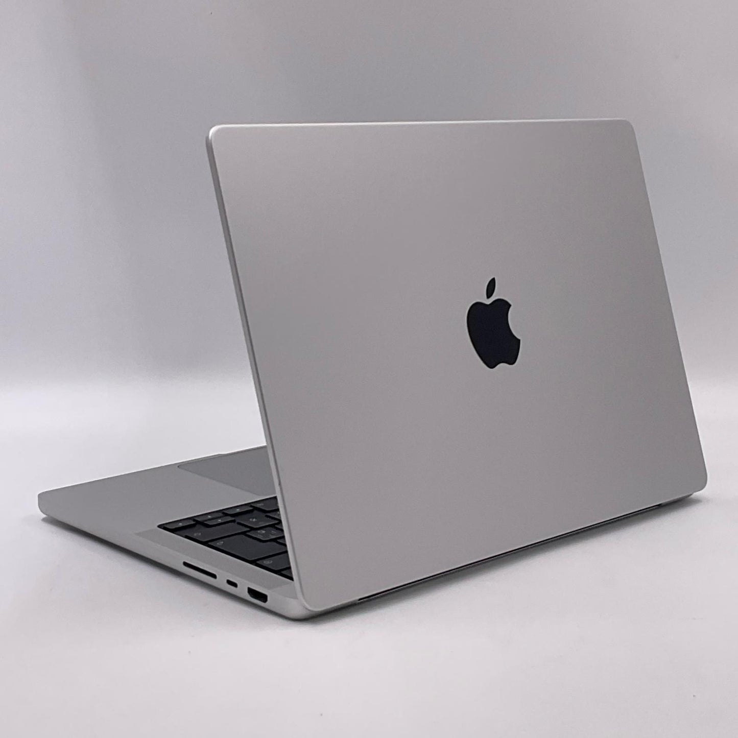 【全額返金保証】【最速発送】Apple MacBook Pro Pro 14インチ 2023 Apple M3 Pro 36GB 1TB シルバー 91% 美品 動作確認済