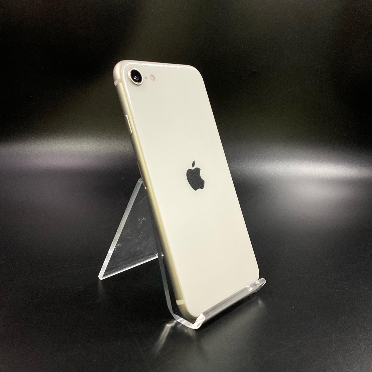 【全額返金保証】【最速発送】Apple iPhone iPhone SE（第3世代） 64GB スターライト Softbank SIMフリー 白ロム 美品 動作確認済 83%