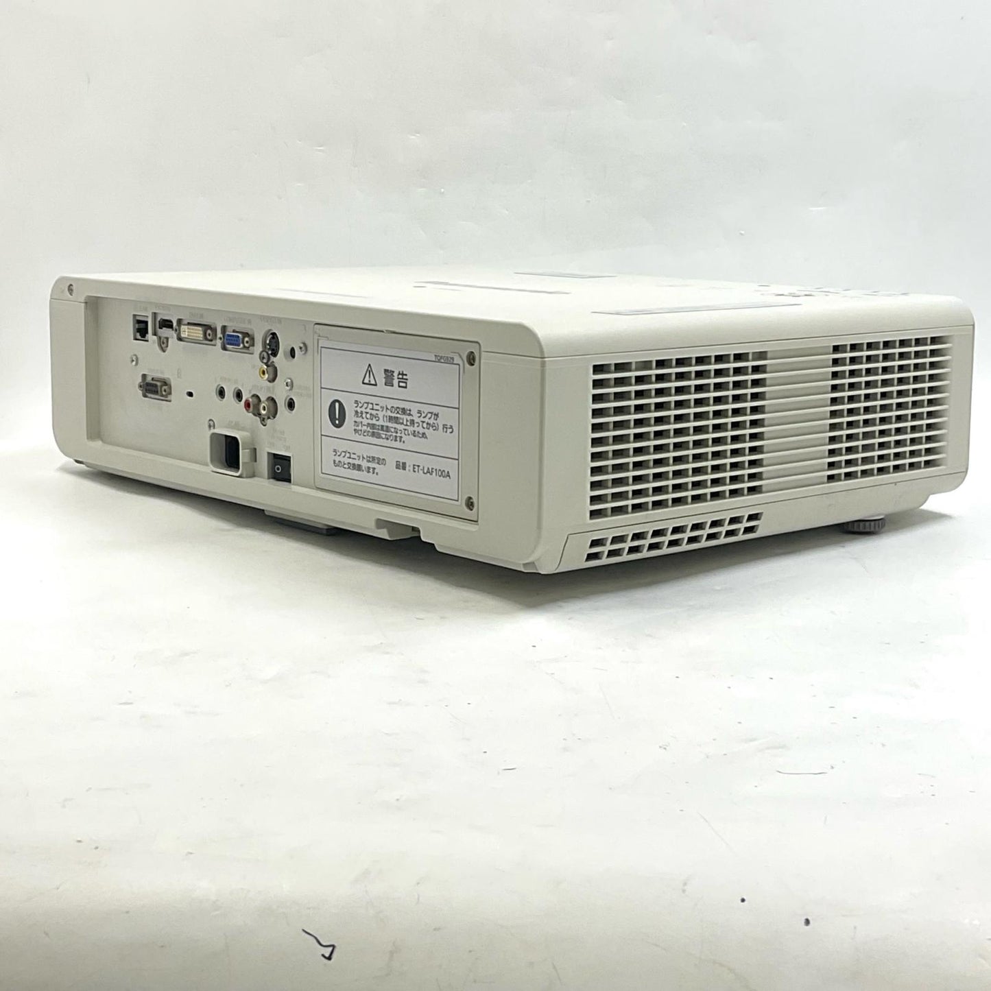 【全額返金保証】【最速発送】Panasonic プロジェクター PT-FX400 動作確認済
