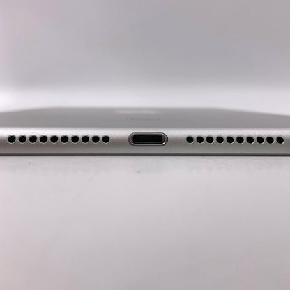 【全額返金保証】【最速発送】Apple iPad iPad mini 第5世代 Wi-Fi 7.9インチ 64GB シルバー Wi-Fi 動作確認済