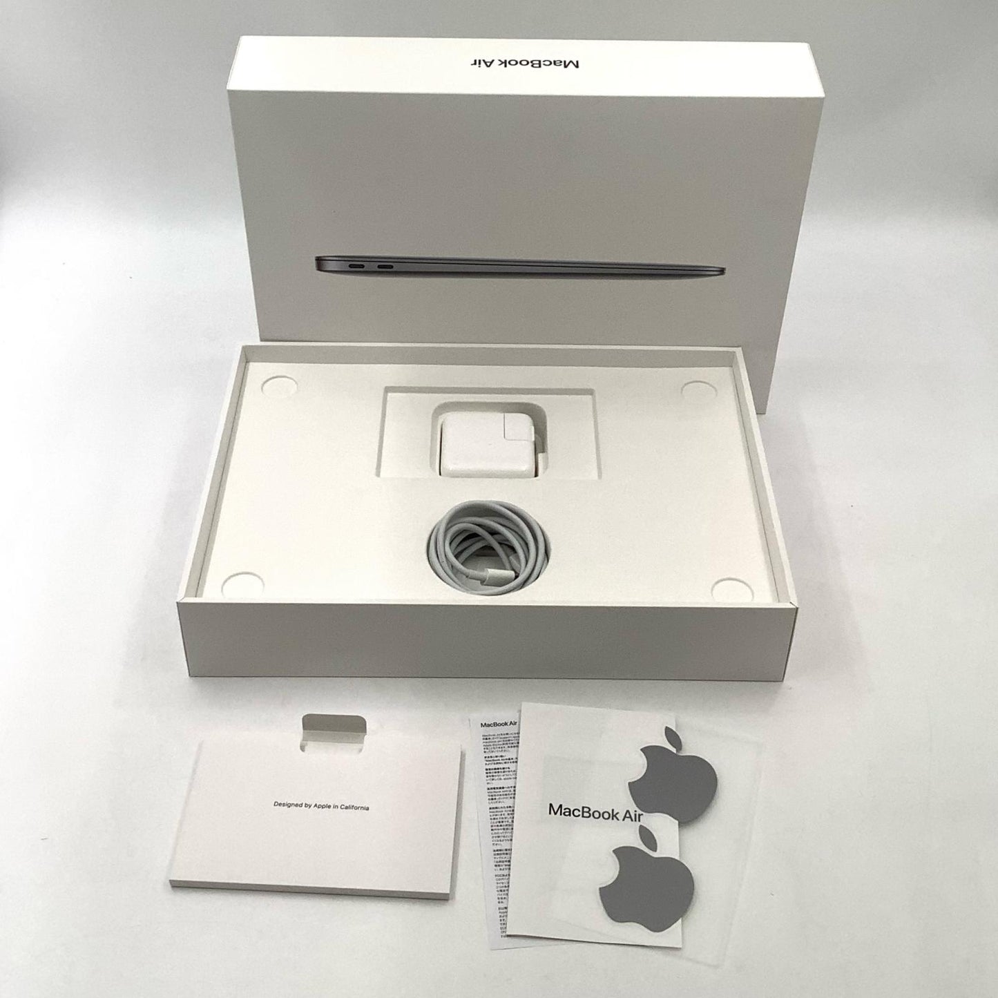 【全額返金保証】【最速発送】Apple MacBook Air 13インチ 2020 Apple M1 16GB 256GB スペースグレイ 100% 美品 動作確認済