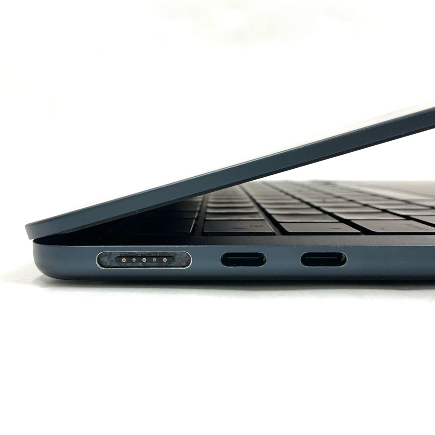 【全額返金保証】【最速発送】Apple MacBook Air 13インチ 2022 Apple M2 16GB 256GB ミッドナイト 89% 美品 動作確認済