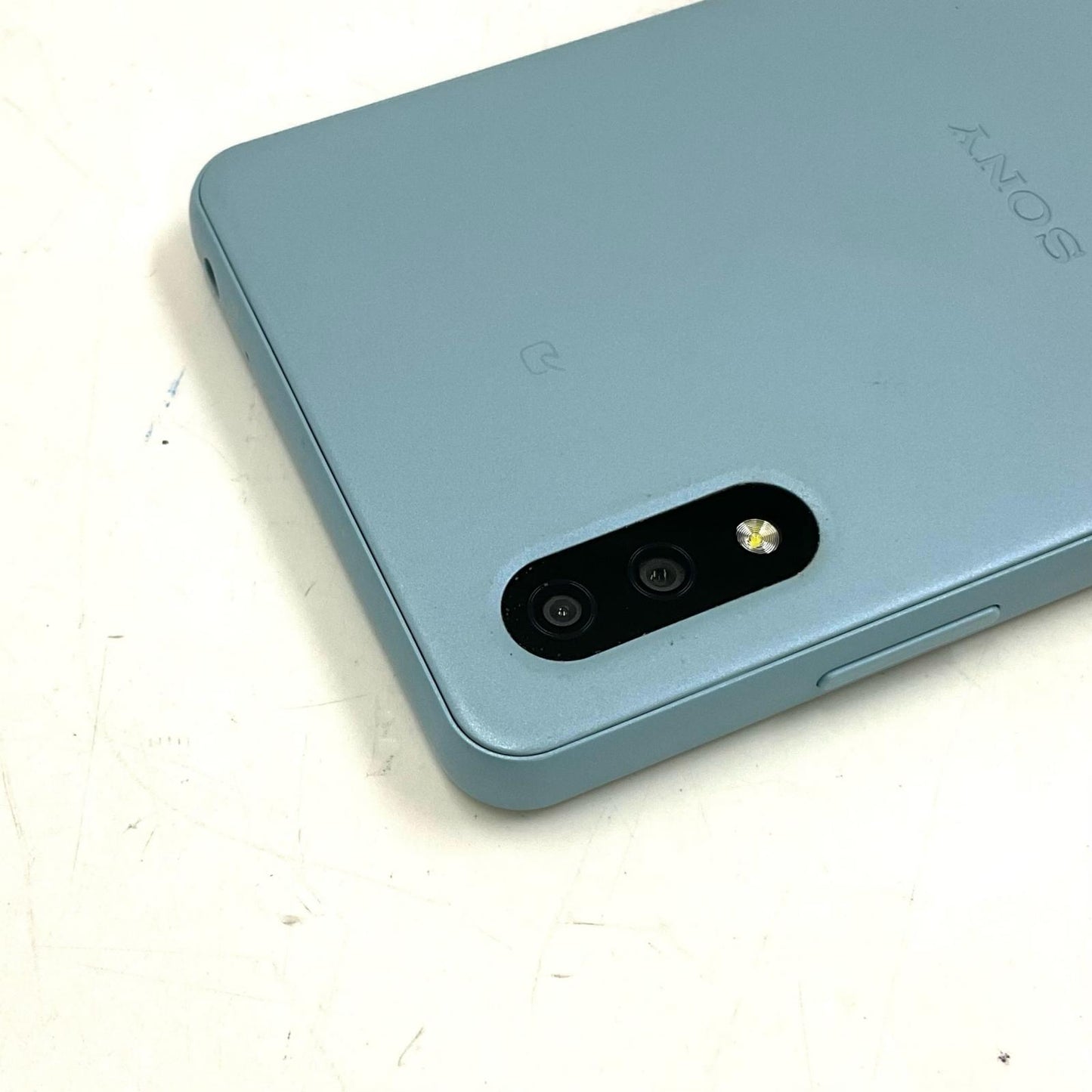 【全額返金保証】【最速発送】Sony Xperia AceⅡ 64GB スカイブルー docomo SO-41B 白ロム 動作確認済