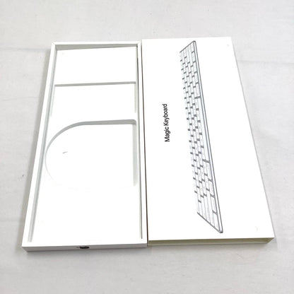 【全額返金保証】【最速発送】Apple Magic Keyboard MLA22J/A 美品 動作確認済