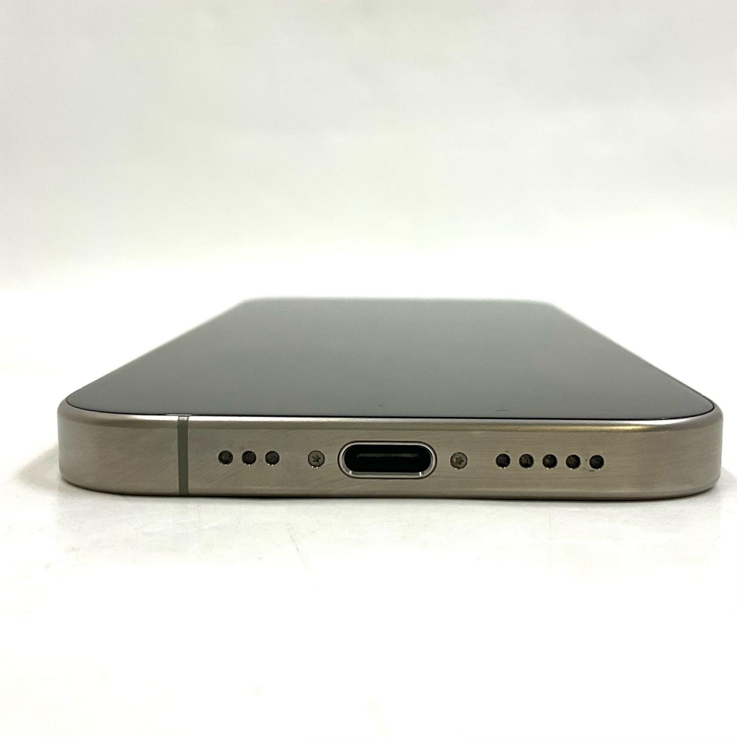 【全額返金保証】【最速発送】Apple iPhone iPhone 15 Pro 256GB スペースグレイ Softbank 白ロム 動作確認済 83%
