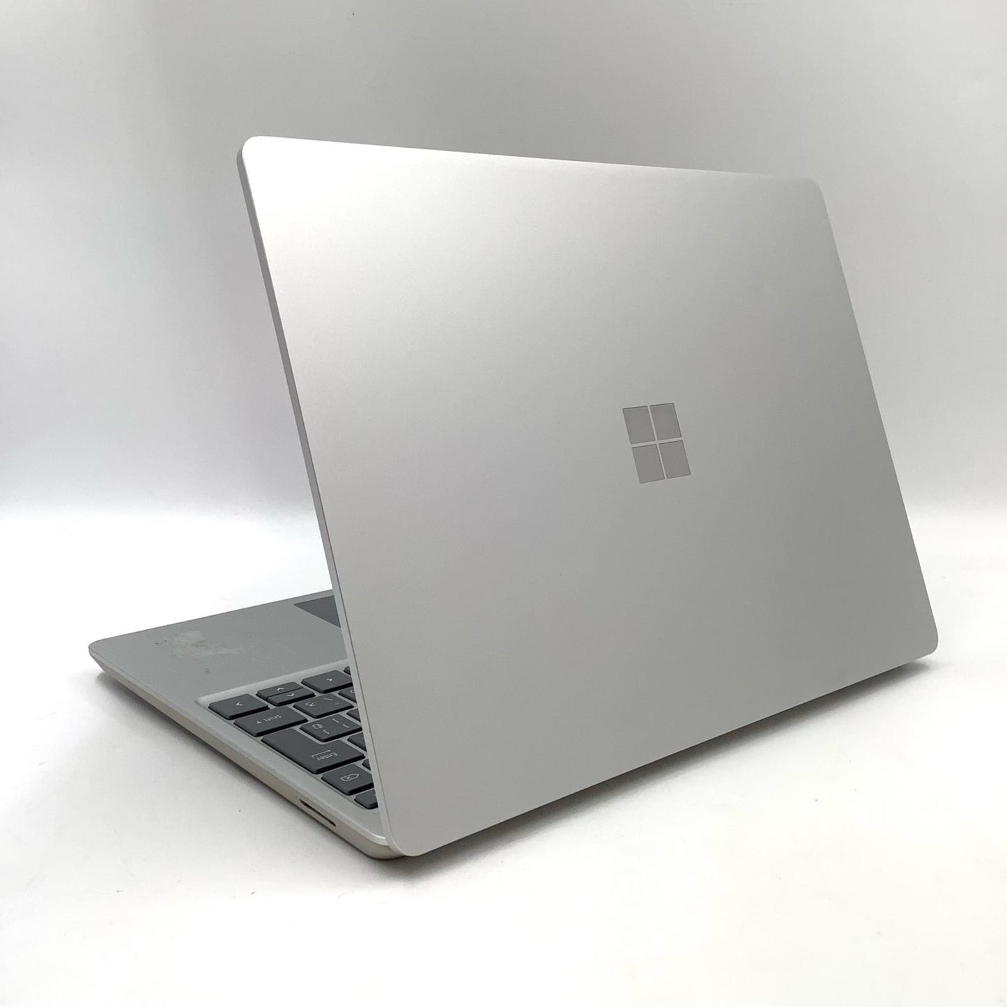【全額返金保証】【最速発送】Microsoft Surface Laptop Go THJ-00020 MODEL:1943 Intel(R) Core(TM) i5-1035G1 CPU @ 1.00GHz 8GB M.2 SSD 256GB 91.5% 動作確認済