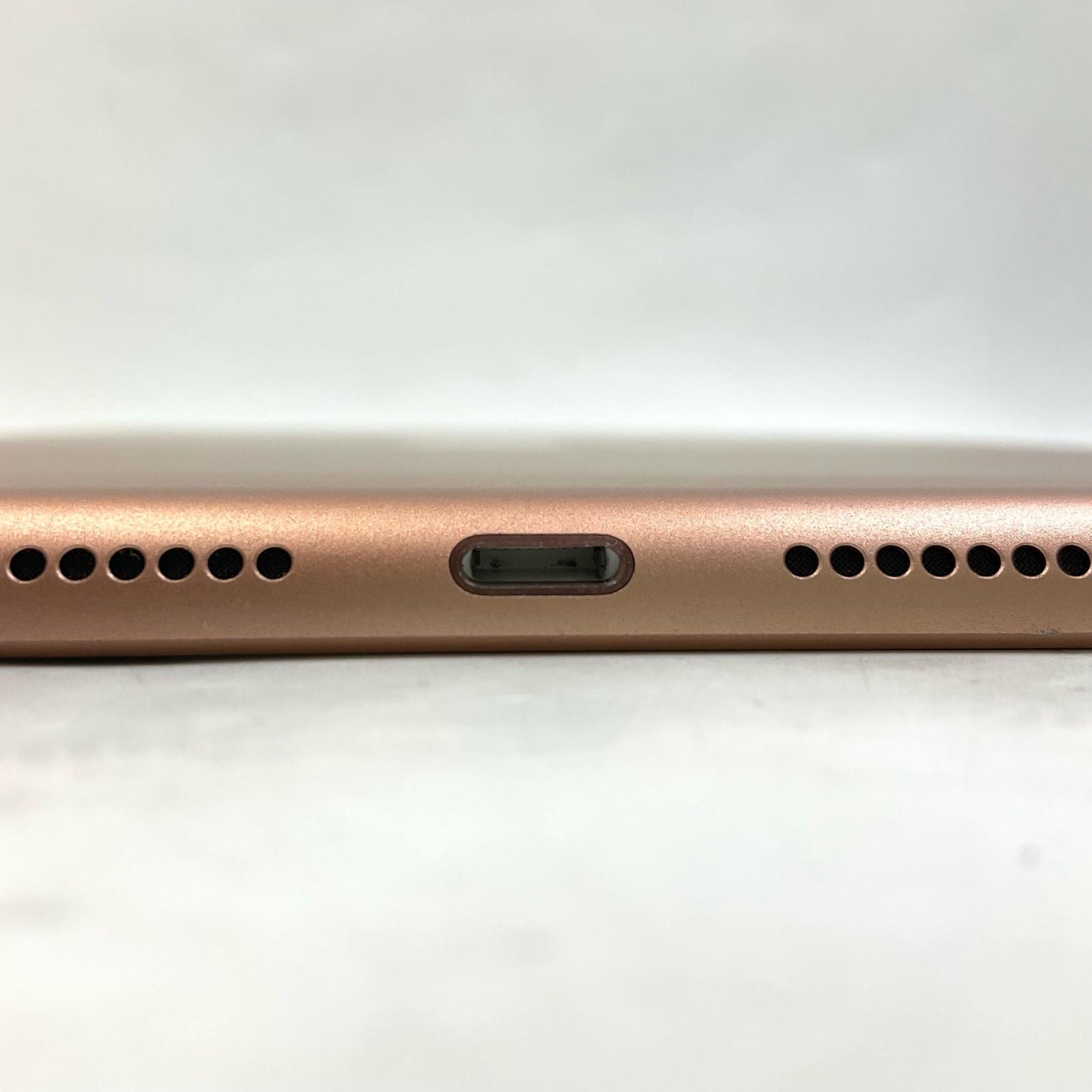 【全額返金保証】【最速発送】Apple iPad iPad 10.2インチ 第8世代 32GB ゴールド WiFi+Cellular Softbank 白ロム 美品 動作確認済