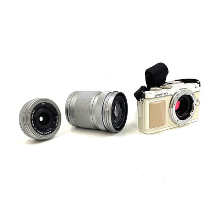 【全額返金保証】【最速発送】OLYMPUS デジタル一眼 PEN Lite E-PL7 EZダブルズームキット [ホワイト] 美品 動作確認済