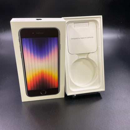 【全額返金保証】【最速発送】Apple iPhone iPhone SE（第2世代） 64GB ホワイト Softbank 白ロム 動作確認済 83%