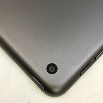 【全額返金保証】【最速発送】Apple iPad iPad 10.2インチ 第9世代 64GB スペースグレイ Wi-Fi 美品 動作確認済