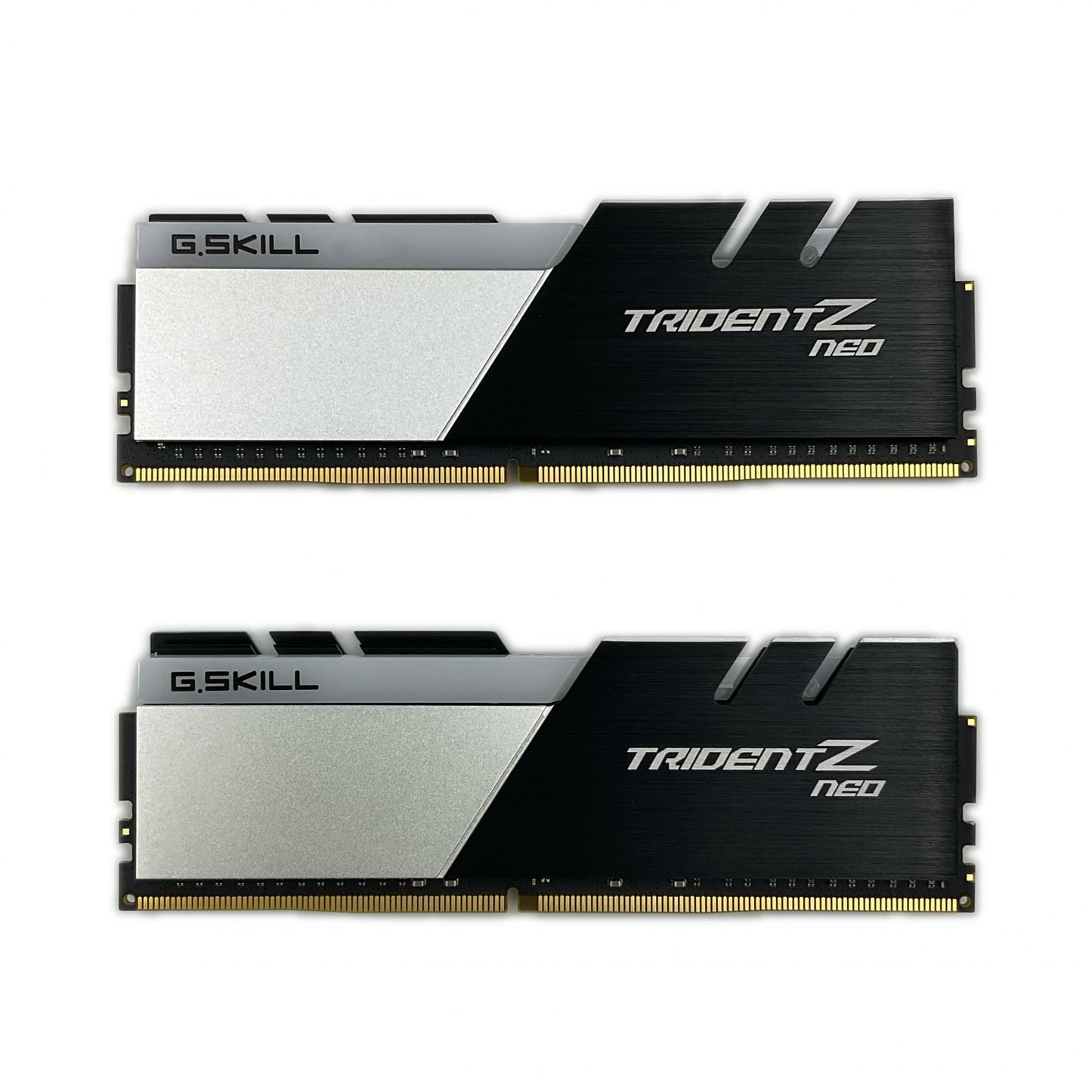 【全額返金保証】【最速発送】G.skill メモリ F4-3600C16D-32GTZNC 美品 動作確認済