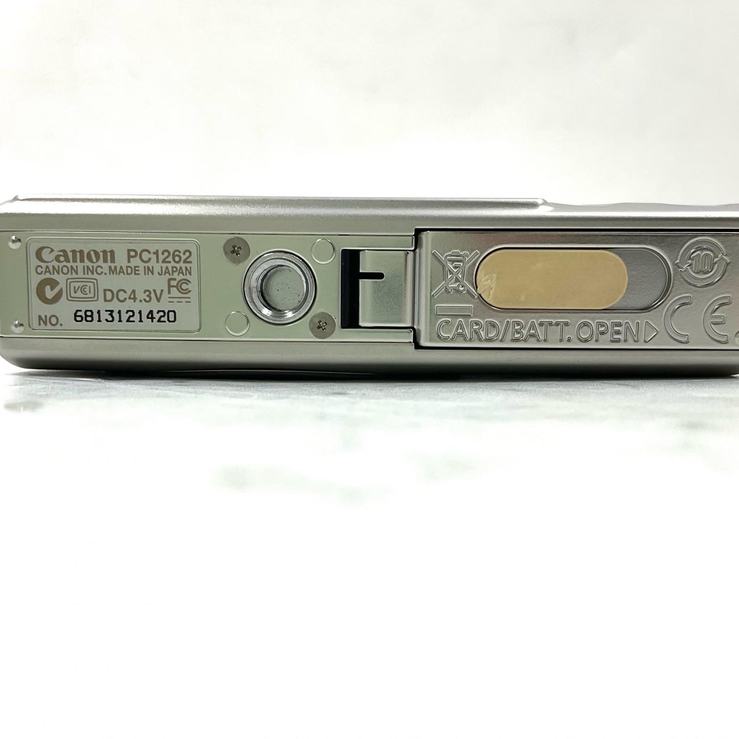 【全額返金保証】【最速発送】Canon コンパクトデジタルカメラ IXY DIGITAL 25 IS シルバー 動作確認済