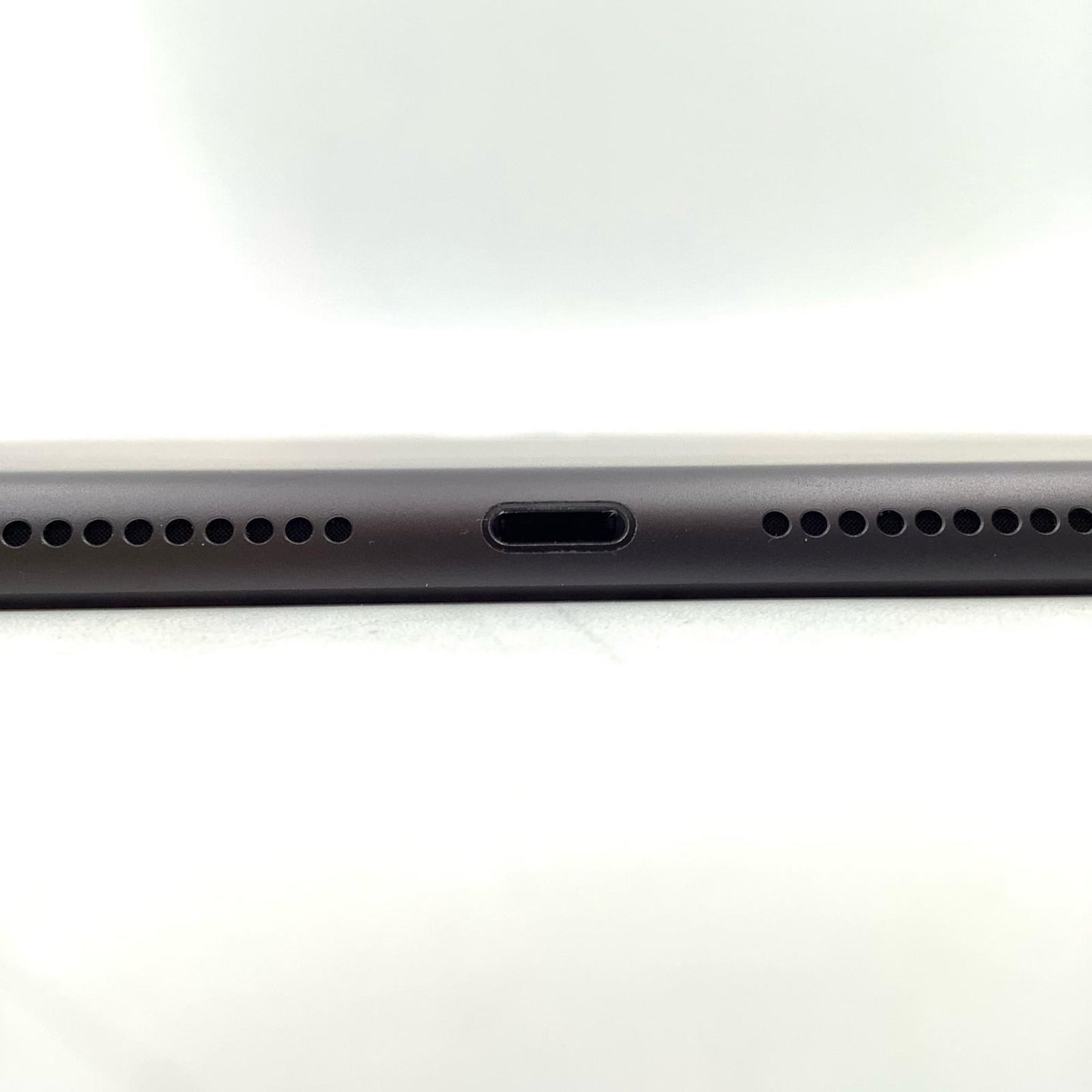 【全額返金保証】【最速発送】Apple iPad iPad 10.2インチ 第9世代 64GB スペースグレイ Wi-Fi 美品 動作確認済