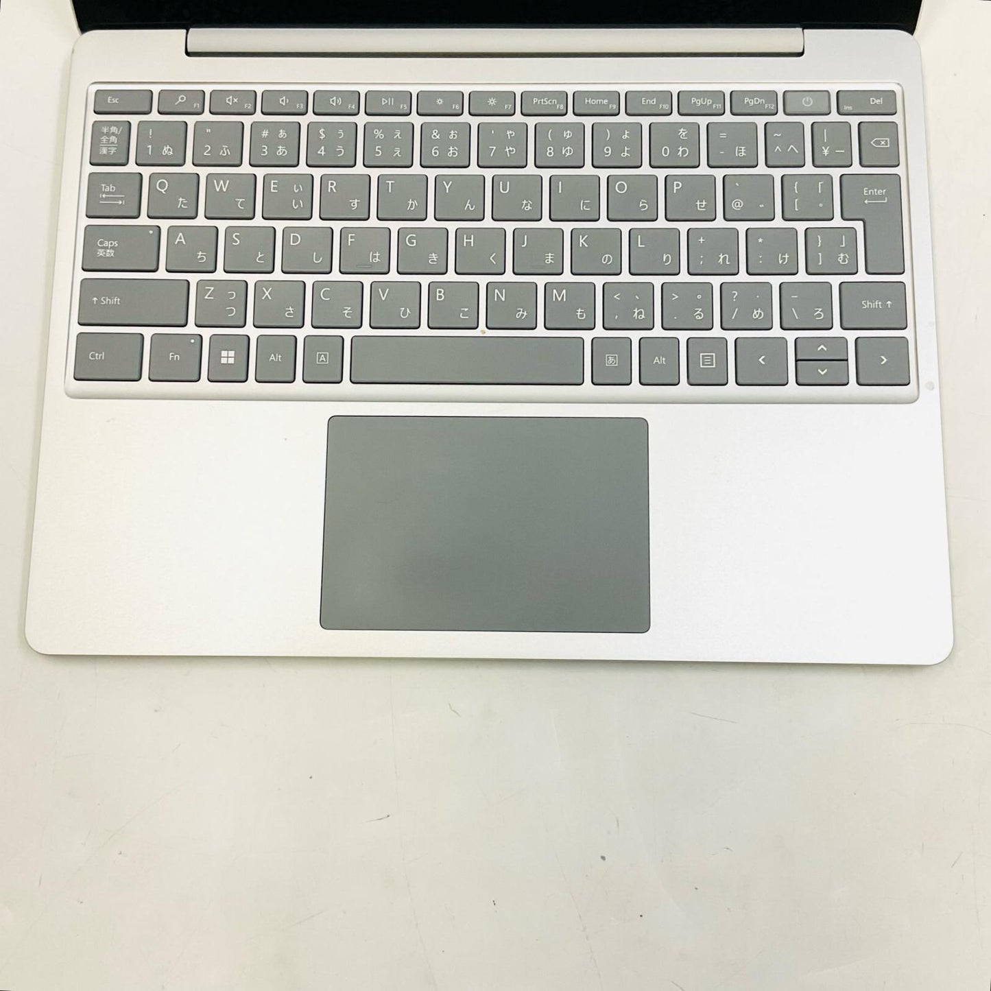 【全額返金保証】【最速発送】Microsoft Surface Laptop Go 2 2013 11th Gen Intel(R) Core(TM) i5-1135G7 @ 2.40GHz 8GB M.2 SSD 128GB 88.4% 動作確認済