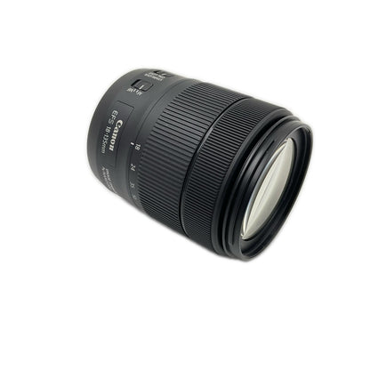 【全額返金保証】【最速発送】Canon EF-S18-135mm F3.5-5.6 IS USM 超美品 動作確認済