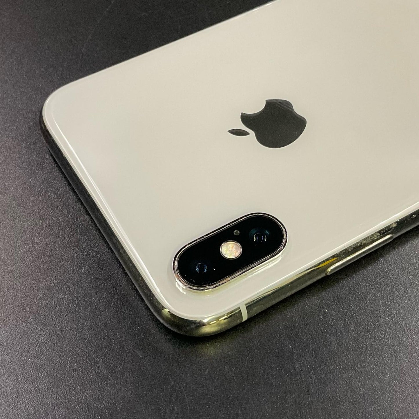 【最速発送】Apple iPhone iPhone X 64GB シルバー au SIMフリー 白ロム【難有】 71%
