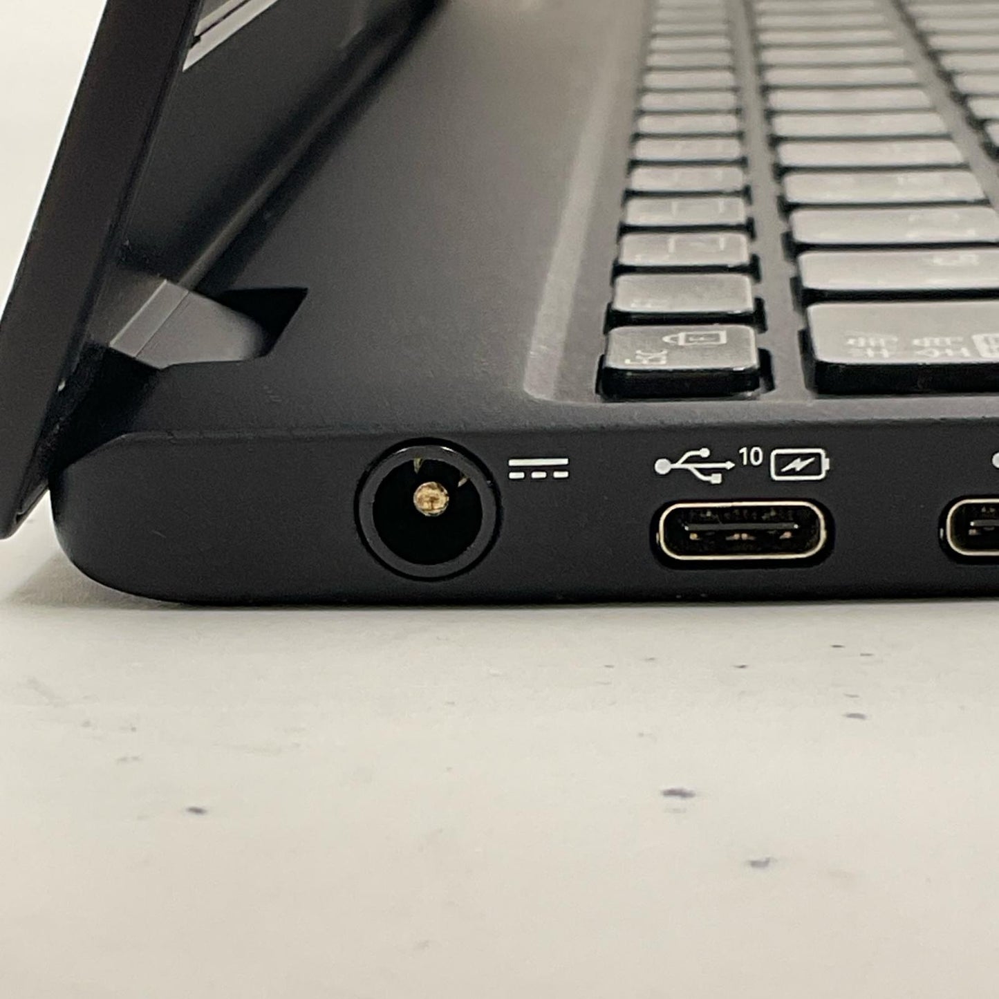 【全額返金保証】【最速発送】富士通 LIFEBOOK U9310/E i5-10310U 1.7GHz 8GB M.2 SSD 512GB 44.4% 動作確認済