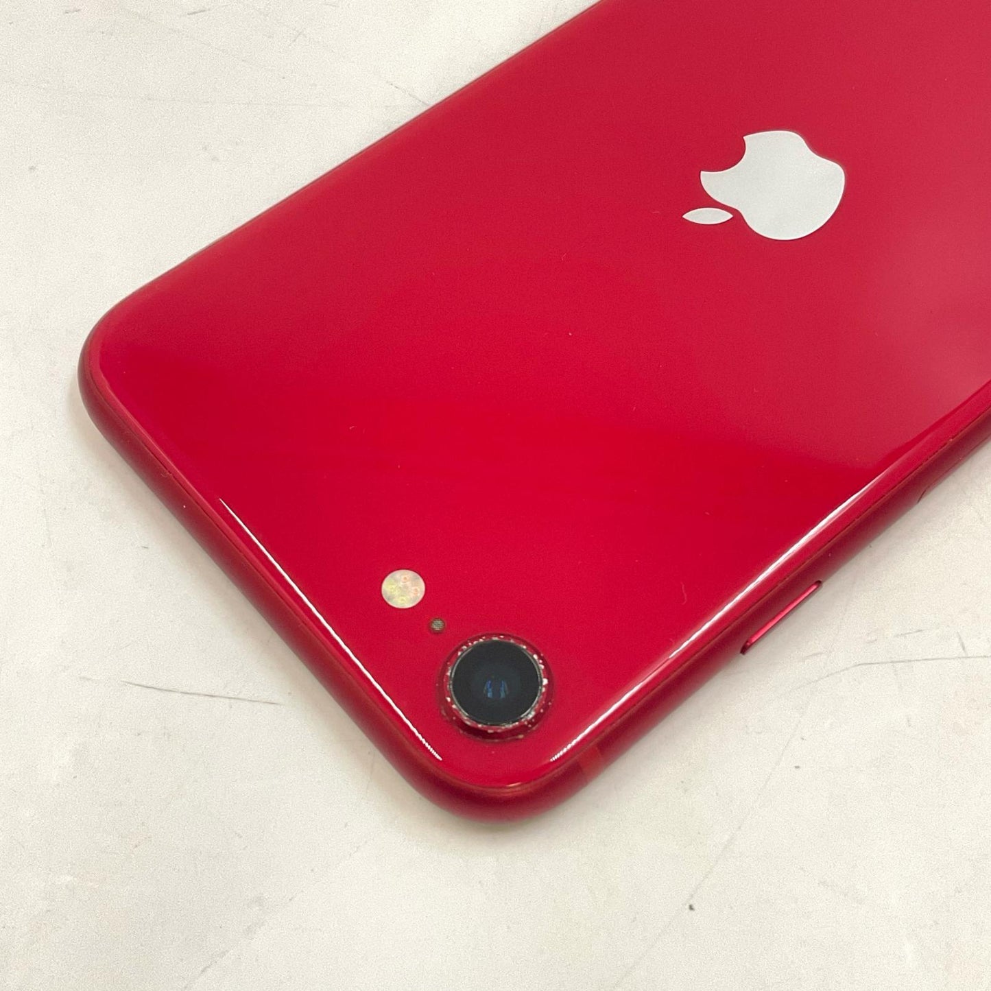 【全額返金保証】【最速発送】Apple iPhone iPhone SE（第2世代） 64GB (PRODUCT)RED Softbank 白ロム 動作確認済 83%