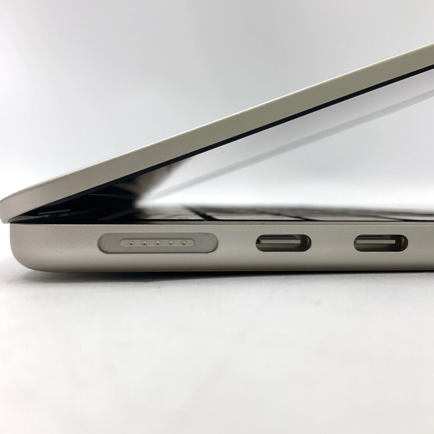 【全額返金保証】【最速発送】Apple MacBook Air 13インチ 2024 Apple M3 16GB 512GB スターライト 100% 美品 動作確認済