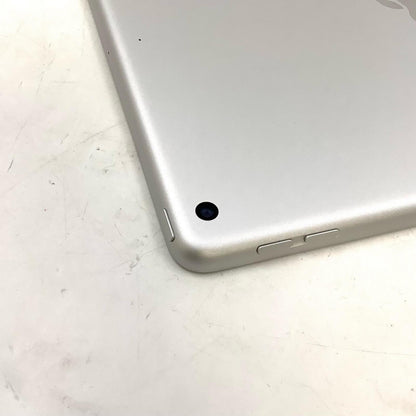 【全額返金保証】【最速発送】Apple iPad iPad 10.2インチ 第7世代 32GB シルバー Wi-Fi 美品 動作確認済