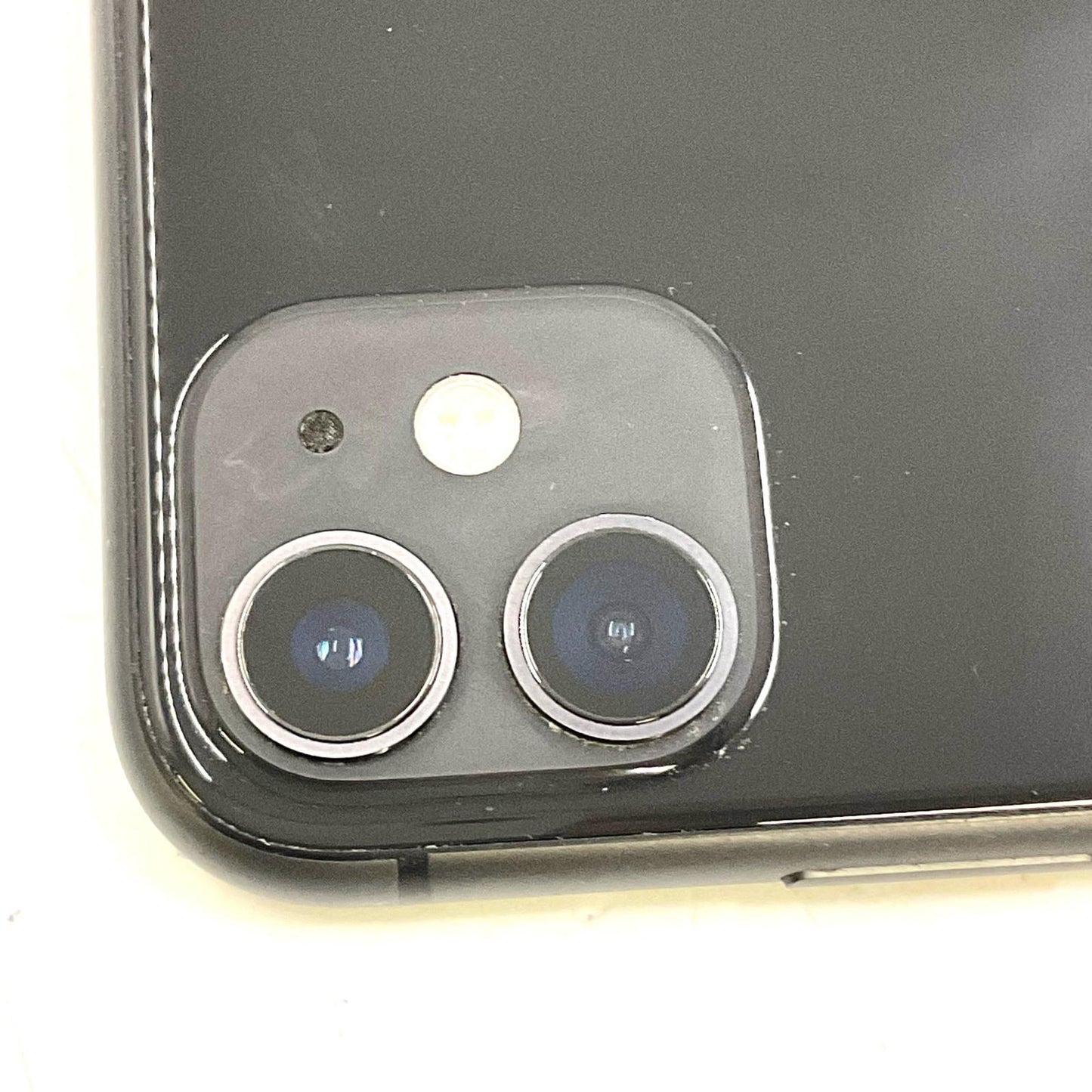 【全額返金保証】【最速発送】Apple iPhone iPhone 11 128GB ブラック Softbank SIMフリー 白ロム 動作確認済 73%