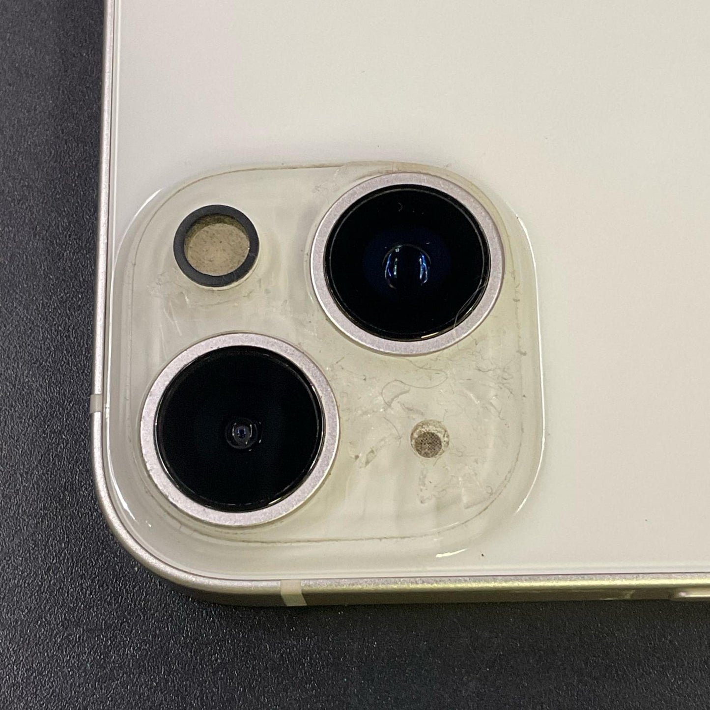 【全額返金保証】【最速発送】Apple iPhone iPhone 14 128GB ホワイト docomo 白ロム 動作確認済 82%