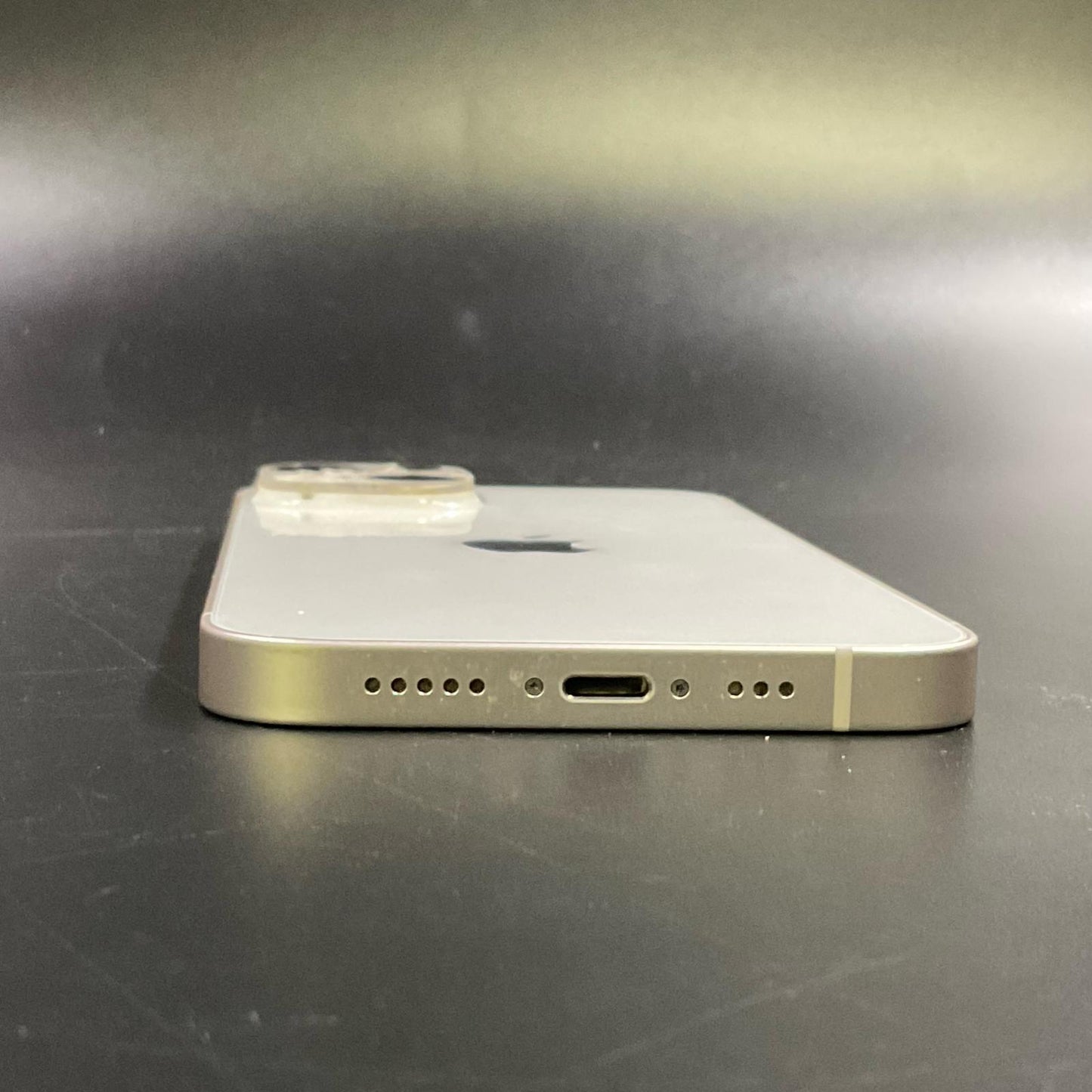 【全額返金保証】【最速発送】Apple iPhone iPhone 14 128GB ホワイト docomo 白ロム 動作確認済 82%