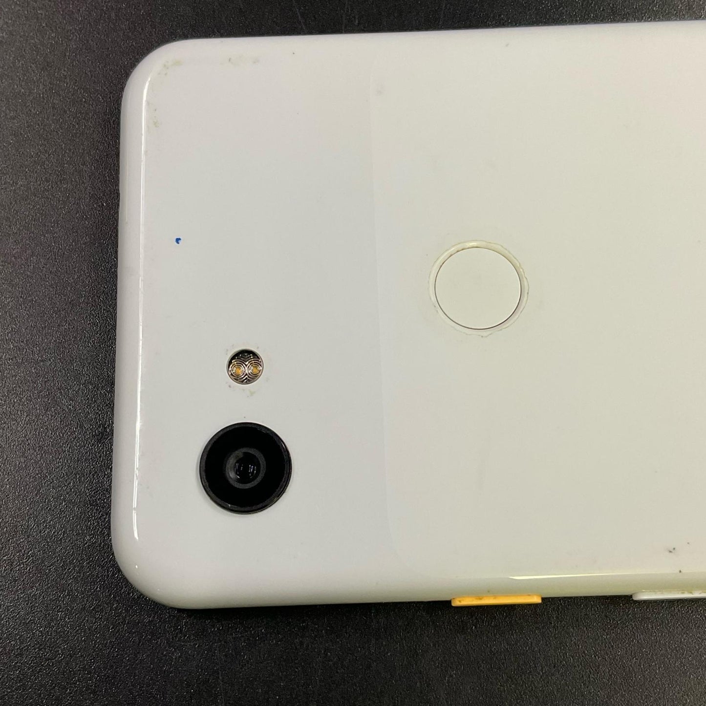【最速発送】Google Pixel 3a 64GB ホワイト Softbank G020H 白ロム【難有】