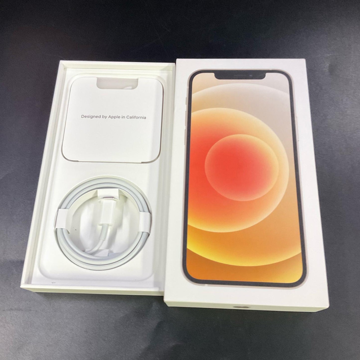 【全額返金保証】【最速発送】Apple iPhone iPhone 12 64GB ホワイト Softbank SIMフリー 白ロム 美品 動作確認済 86%