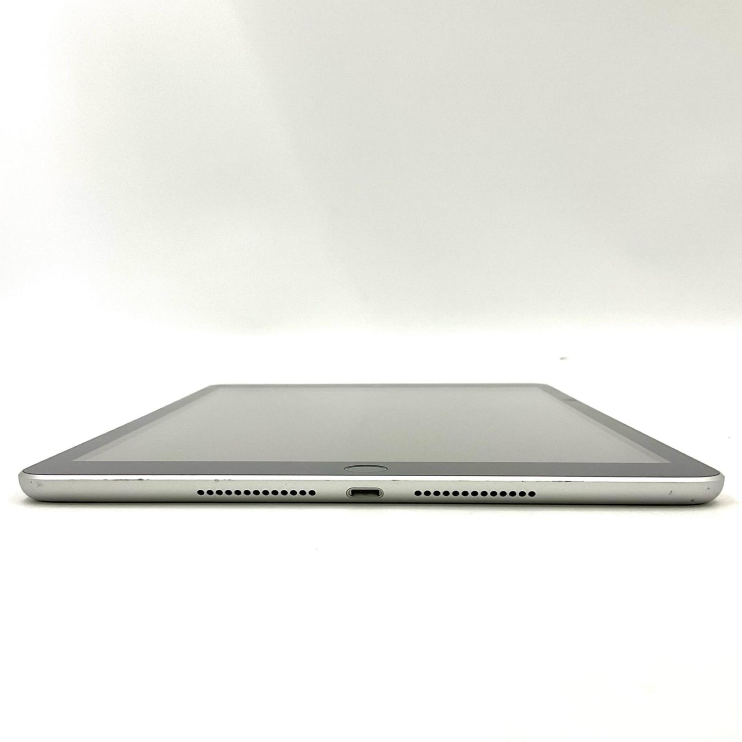 【最速発送】Apple iPad iPad 10.2インチ 第9世代 64GB シルバー WiFi+Cellular au 白ロム【難有】
