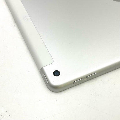 【最速発送】Apple iPad iPad 10.2インチ 第8世代 32GB シルバー WiFi+Cellular au 白ロム【難有】