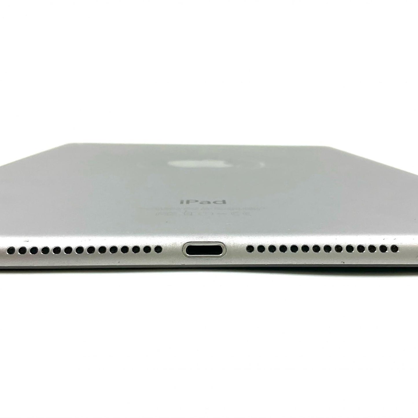 【最速発送】Apple iPad Air 9.7インチ 第2世代 16GB スペースグレイ WiFi+Cellular Softbank 白ロム【難有】
