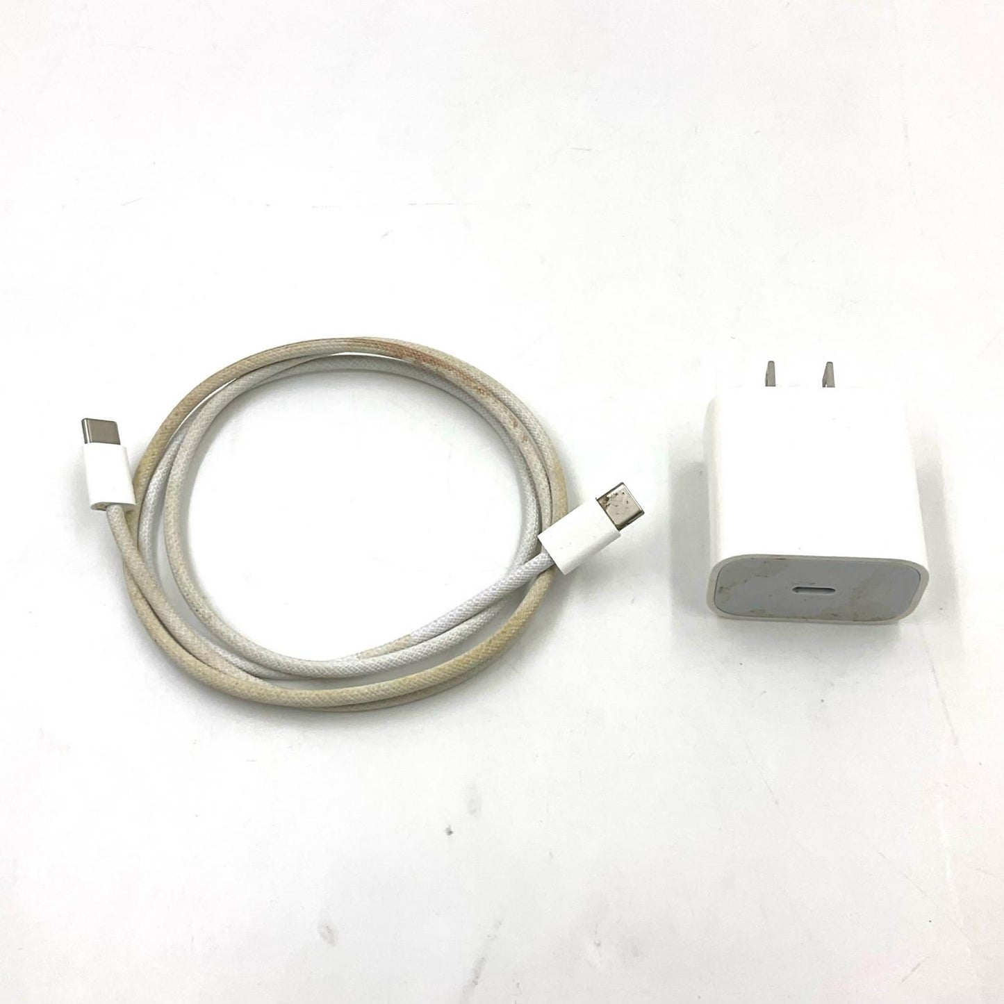 【全額返金保証】【最速発送】Apple iPad Pro 11インチ 第4世代 256GB シルバー Wi-Fi 美品 動作確認済