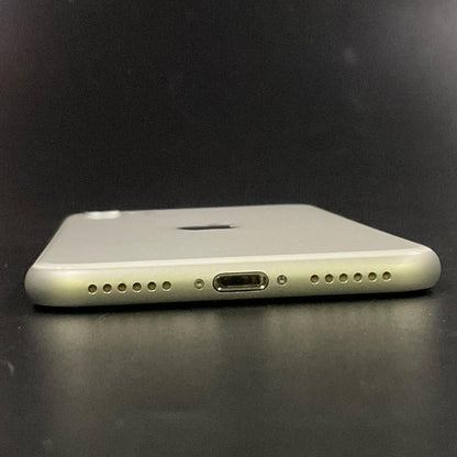 【全額返金保証】【最速発送】Apple iPhone iPhone SE（第2世代） 64GB ホワイト au 白ロム 美品 動作確認済 82%