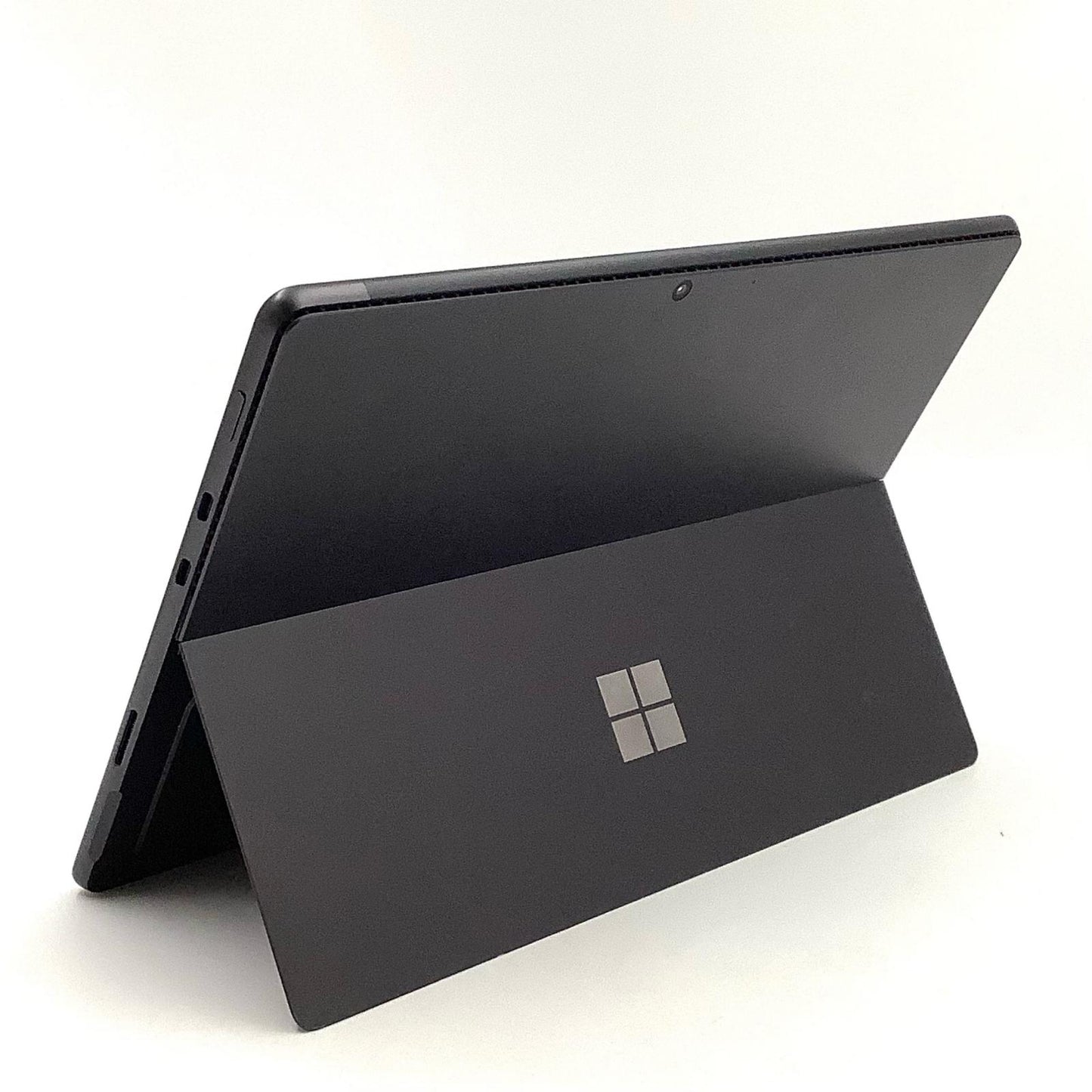 【全額返金保証】【最速発送】Microsoft Surface Pro 8 8PQ-00026 i5-1135G7 8GB M.2 SSD 256GB 84.5% 動作確認済