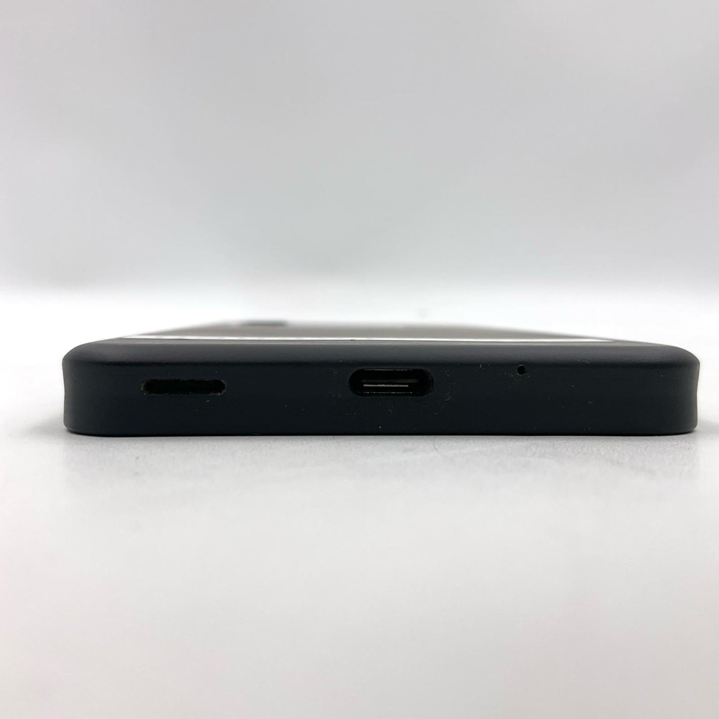 【全額返金保証】【最速発送】SHARP AQUOS wish2 64GB チャコール docomo SH-51C 白ロム 動作確認済