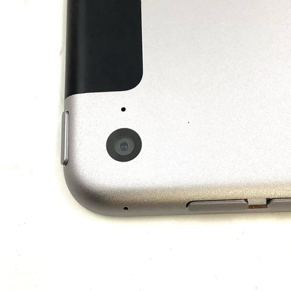 【全額返金保証】【最速発送】Apple iPad Air 9.7インチ 第2世代 16GB スペースグレイ WiFi+Cellular docomo 白ロム 動作確認済